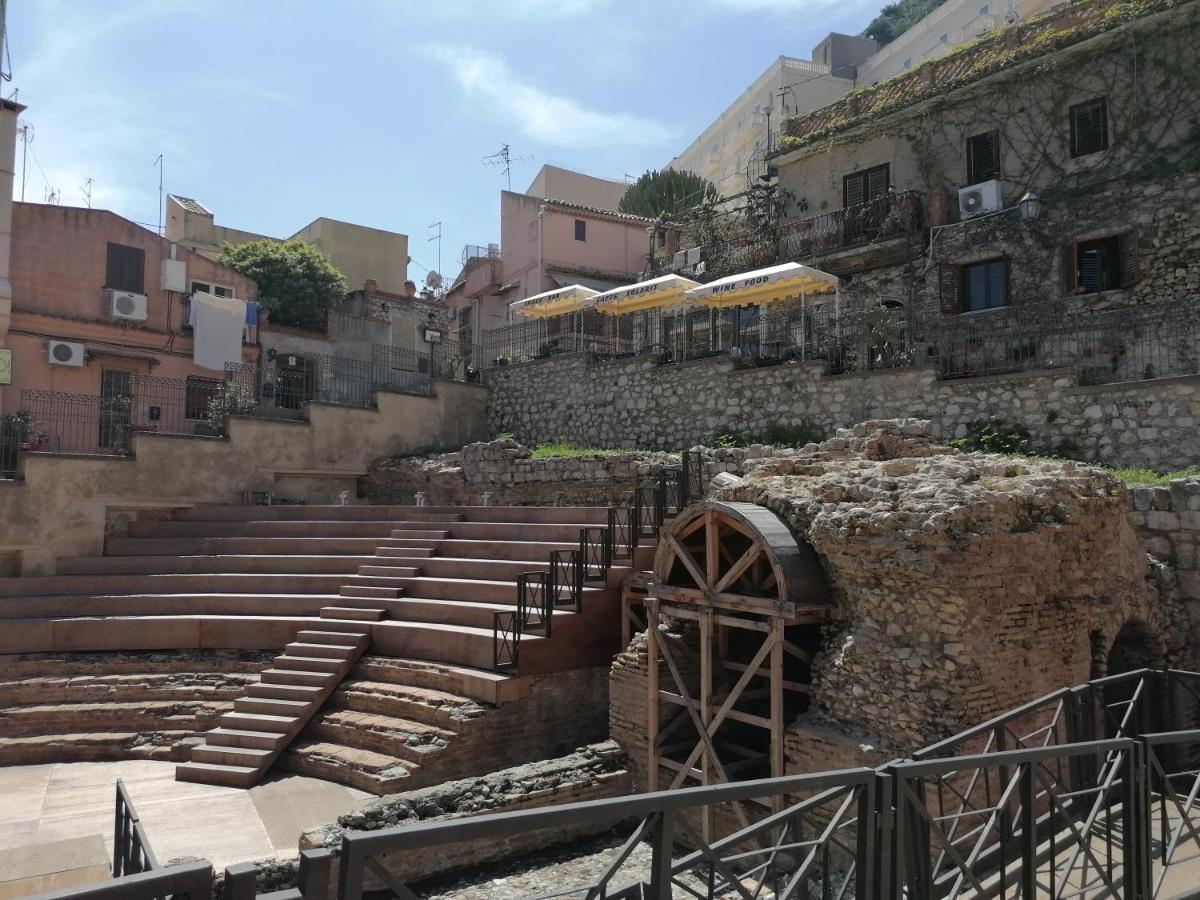 Al Bajah Loft Monovano Con Requisiti Hotel Ταορμίνα Εξωτερικό φωτογραφία