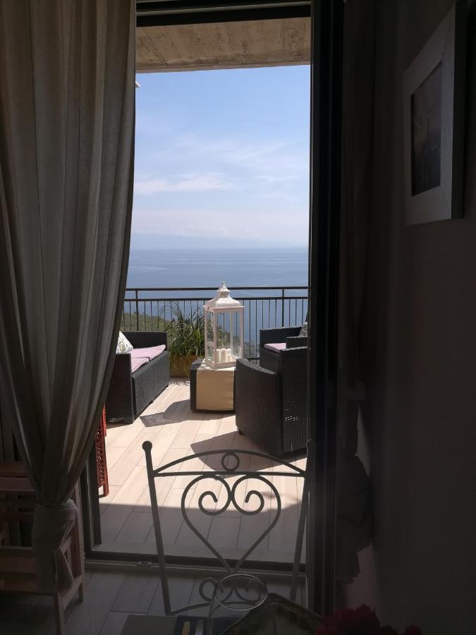 Al Bajah Loft Monovano Con Requisiti Hotel Ταορμίνα Εξωτερικό φωτογραφία