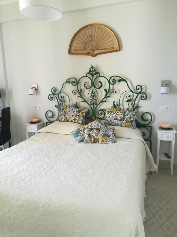 Al Bajah Loft Monovano Con Requisiti Hotel Ταορμίνα Εξωτερικό φωτογραφία