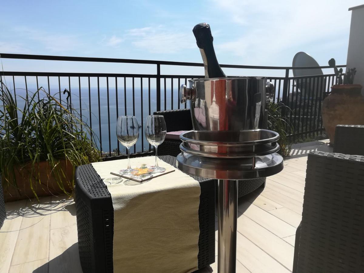 Al Bajah Loft Monovano Con Requisiti Hotel Ταορμίνα Εξωτερικό φωτογραφία