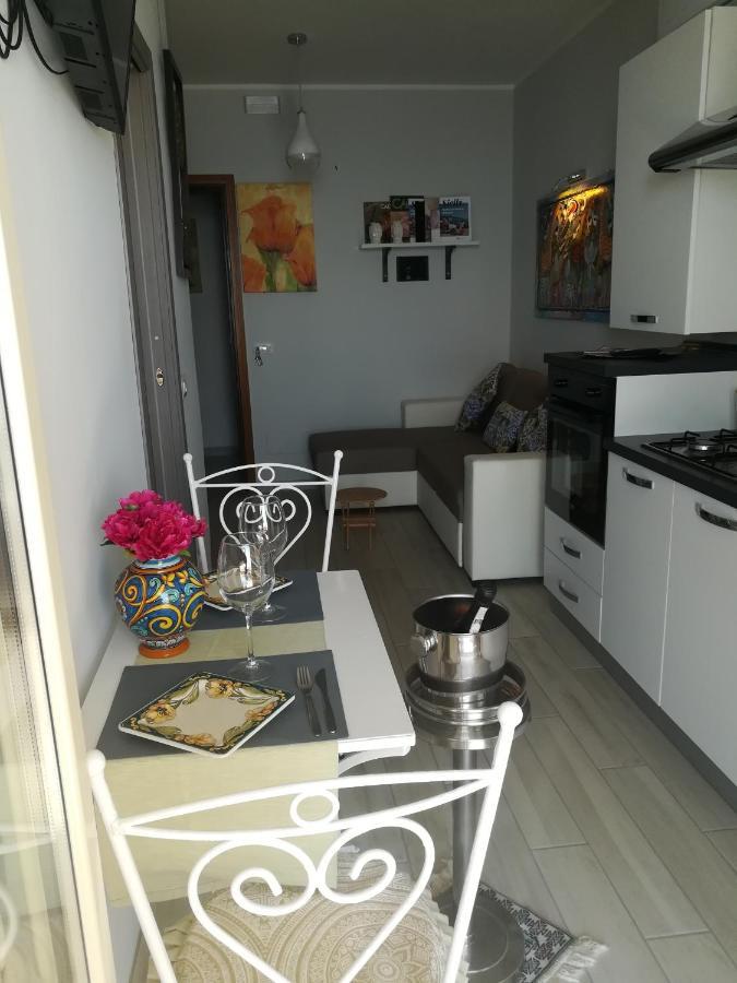 Al Bajah Loft Monovano Con Requisiti Hotel Ταορμίνα Εξωτερικό φωτογραφία